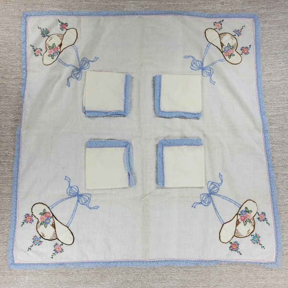 Vintage Embroidered Linen Tablecloth 4 Napkins Floral Hat Blue Lace Handmade Set